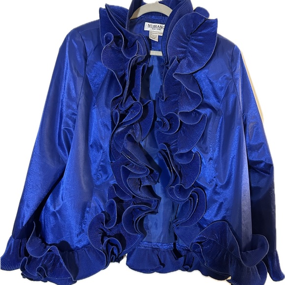 Women’s NUBIANO New York 3 pc Ruffled Satin Suit Size 20W (Very good condition) - Picture 3 of 10